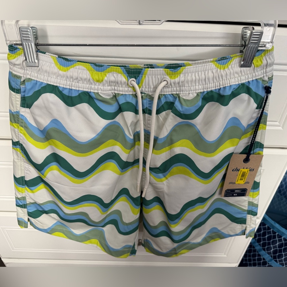 Chubbies men’s shortie bathing suit. New with tags. Size small.